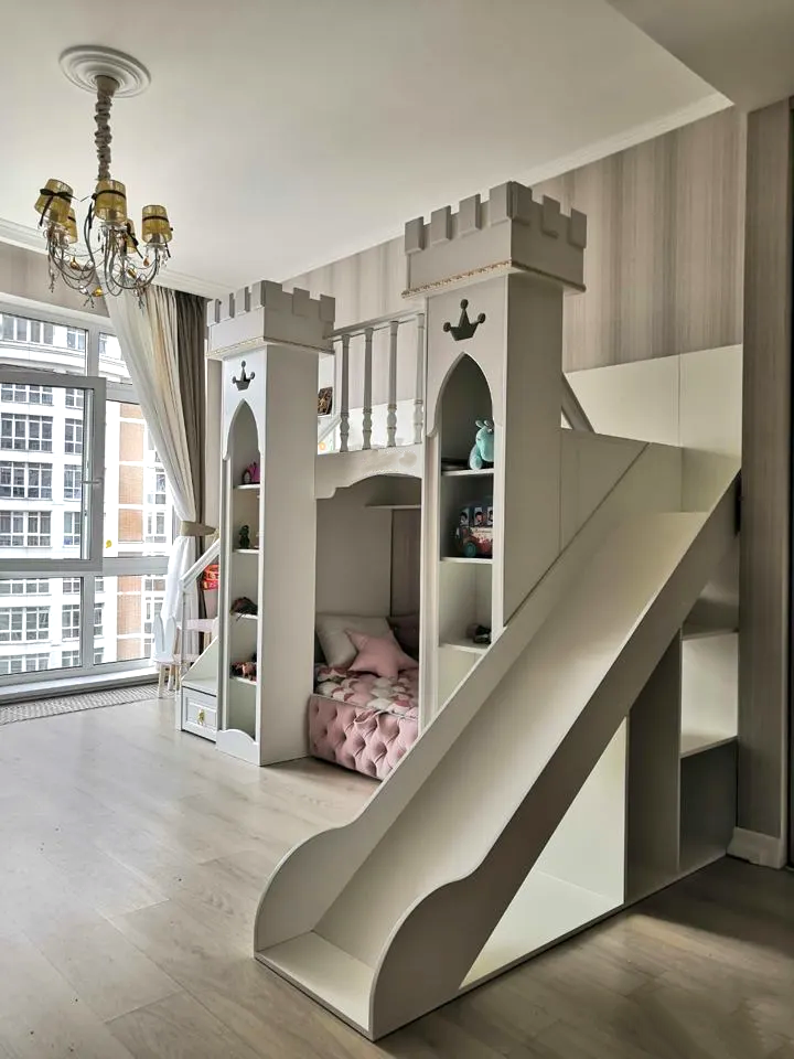 Childrens best sale castle bed